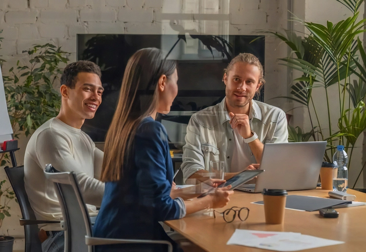 Create a strong brand for talents.